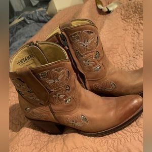 Women’s Shyanne western booties